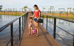 Foto de la galería: Domingo en Costa Sur: agua de rio a pleno y mucha recreación para posadeños y visitantes