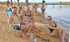 Foto de la galería: Domingo en Costa Sur: agua de rio a pleno y mucha recreación para posadeños y visitantes
