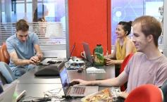 Foto de la galería: Enero activo: llega fin de mes entre trabajo, recorridas y mucha gente copada en la ciudad capital