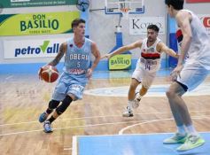 Foto de la galería: Liga Nacional de Básquet: OTC ganó y encendió la noche en la capital del monte