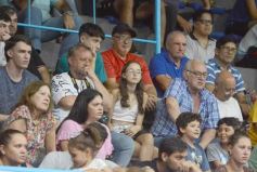 Foto de la galería: Liga Nacional de Básquet: OTC ganó y encendió la noche en la capital del monte