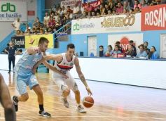 Foto de la galería: Liga Nacional de Básquet: OTC ganó y encendió la noche en la capital del monte