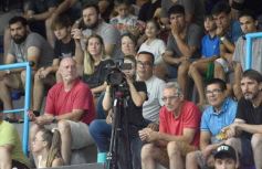 Foto de la galería: Liga Nacional de Básquet: OTC ganó y encendió la noche en la capital del monte