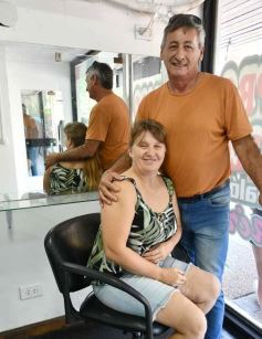 Foto de la galería: Las primeras de febrero: gente que viene y que va en el varieté de recorridas que dejó la ciudad capital