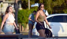 Foto de la galería: Las primeras de febrero: gente que viene y que va en el varieté de recorridas que dejó la ciudad capital