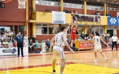 Foto de la galería: Federal de Básquet: Tokio arrancó con el pie derecho y festejó en el Templo