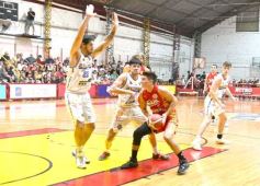 Foto de la galería: Federal de Básquet: Tokio arrancó con el pie derecho y festejó en el Templo