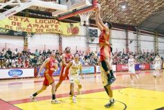 Foto de la galería: Federal de Básquet: Tokio arrancó con el pie derecho y festejó en el Templo