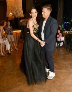 Foto de la galería: Los 15 años de Irina Martínez: brillo, fiesta y diversión en una noche soñada