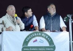 Foto de la galería: Con el aire campero de La Armonia, se realizó el 1er Remate Nocturno del año