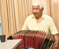 Foto de la galería: A Don Mario Campuzano: merecido homenaje de Radio Tupambaé al histórico conductor chamamecero