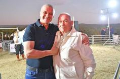 Foto de la galería: Con el aire campero de La Armonia, se realizó el 1er Remate Nocturno del año