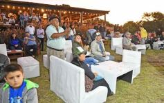 Foto de la galería: Con el aire campero de La Armonia, se realizó el 1er Remate Nocturno del año
