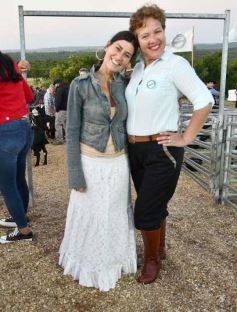 Foto de la galería: Con el aire campero de La Armonia, se realizó el 1er Remate Nocturno del año