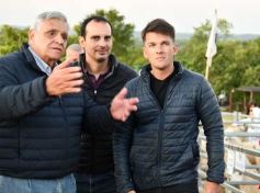 Foto de la galería: Con el aire campero de La Armonia, se realizó el 1er Remate Nocturno del año