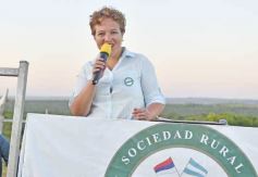 Foto de la galería: Con el aire campero de La Armonia, se realizó el 1er Remate Nocturno del año