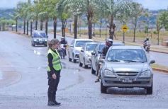 Foto de la galería: Las últimas de febrero: recorridas con un varieté de lo que anda pasando en la ciudad capital