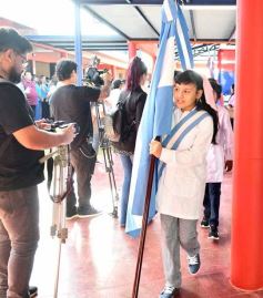 Foto de la galería: Regreso a clases: acto inaugural en la Escuela Especial N° 1 de Posadas