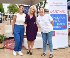 Foto de la galería: 8 de marzo: la sexóloga Cecilia Ce motivó el encuentro con una convocante charla en Posadas