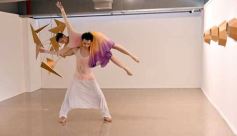 Foto de la galería: ADN edición 2023: junto a la seda, el arte y diseño de mujeres creadoras se exponen en el Centro de Arte de Posadas