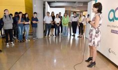 Foto de la galería: ADN edición 2023: junto a la seda, el arte y diseño de mujeres creadoras se exponen en el Centro de Arte de Posadas