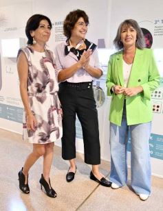 Foto de la galería: ADN edición 2023: junto a la seda, el arte y diseño de mujeres creadoras se exponen en el Centro de Arte de Posadas