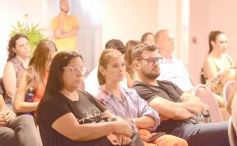 Foto de la galería: Anita Korman en Posadas: la estilista de los famosos brindó una capacitación a vestuaristas de Canal 12