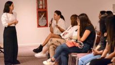 Foto de la galería: Anita Korman en Posadas: la estilista de los famosos brindó una capacitación a vestuaristas de Canal 12