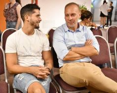 Foto de la galería: Anita Korman en Posadas: la estilista de los famosos brindó una capacitación a vestuaristas de Canal 12