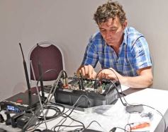 Foto de la galería: Anita Korman en Posadas: la estilista de los famosos brindó una capacitación a vestuaristas de Canal 12