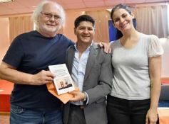 Foto de la galería: Crecer con los tiempos de la Justicia: el periodista y docente Sergio Benítez presentó su primer libro en Posadas
