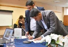 Foto de la galería: Crecer con los tiempos de la Justicia: el periodista y docente Sergio Benítez presentó su primer libro en Posadas