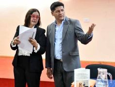 Foto de la galería: Crecer con los tiempos de la Justicia: el periodista y docente Sergio Benítez presentó su primer libro en Posadas