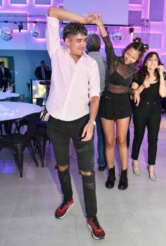 Foto de la galería: Aura Salón de Eventos: con todo para la fiesta, este moderno espacio social abrió sus puertas en Itaembé Guazú