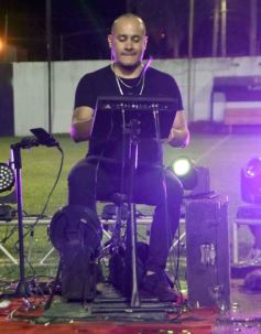 Foto de la galería: Junto a la gente y a pura fiesta, Néstor Pitana tuvo su homenaje despedida en Posadas