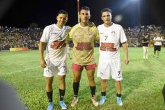 Foto de la galería: Junto a la gente y a pura fiesta, Néstor Pitana tuvo su homenaje despedida en Posadas