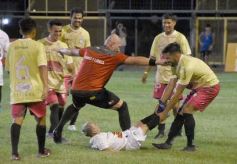 Foto de la galería: Junto a la gente y a pura fiesta, Néstor Pitana tuvo su homenaje despedida en Posadas