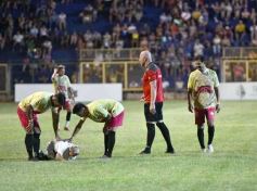 Foto de la galería:  Jugando, arbitrando y con un golazo de penal: Pitana se despidió y dejó todo en la cancha