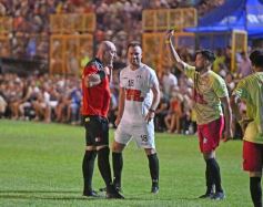 Foto de la galería:  Jugando, arbitrando y con un golazo de penal: Pitana se despidió y dejó todo en la cancha