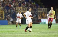Foto de la galería:  Jugando, arbitrando y con un golazo de penal: Pitana se despidió y dejó todo en la cancha