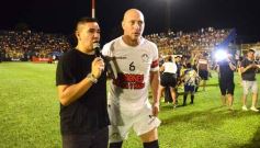 Foto de la galería:  Jugando, arbitrando y con un golazo de penal: Pitana se despidió y dejó todo en la cancha