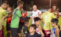 Foto de la galería:  Jugando, arbitrando y con un golazo de penal: Pitana se despidió y dejó todo en la cancha