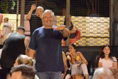 Foto de la galería:  Jugando, arbitrando y con un golazo de penal: Pitana se despidió y dejó todo en la cancha