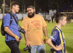 Foto de la galería:  Jugando, arbitrando y con un golazo de penal: Pitana se despidió y dejó todo en la cancha