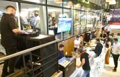 Foto de la galería: Sumando un nuevo punto para el encuentro y disfrute en la ciudad, abrió el Terre Rouge del Hotel Bagú Urbano