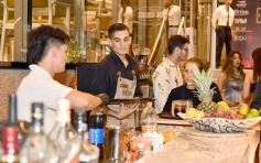 Foto de la galería: Sumando un nuevo punto para el encuentro y disfrute en la ciudad, abrió el Terre Rouge del Hotel Bagú Urbano