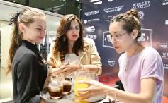 Foto de la galería: Sumando un nuevo punto para el encuentro y disfrute en la ciudad, abrió el Terre Rouge del Hotel Bagú Urbano