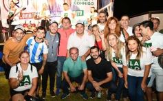 Foto de la galería: Lalo Stelatto acercó sus propuestas a vecinos en recorridas por los barrios posadeños