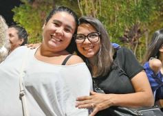 Foto de la galería: Junto al público colmado y sus grandes éxitos, Coti cerró una noche a puro show en Posadas