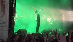 Foto de la galería: Junto al público colmado y sus grandes éxitos, Coti cerró una noche a puro show en Posadas